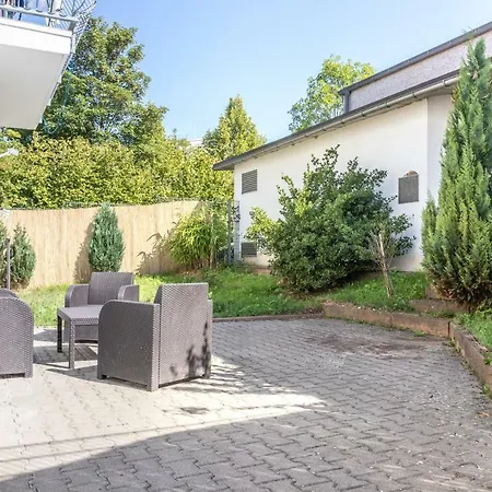 Apartment 110m² Mit 3 Schlafzimmer Fur Max. 8 Personen Woerrstadt