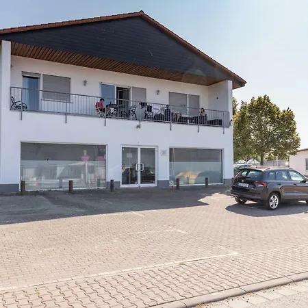 Apartment 110m² Mit 3 Schlafzimmer Fur Max. 8 Personen *