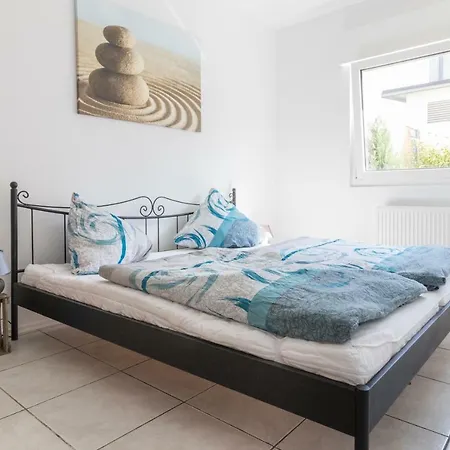 Apartment 110m² Mit 3 Schlafzimmer Fur Max. 8 Personen Woerrstadt